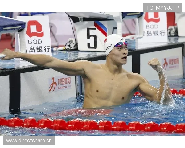 孙杨家的泳池比我家还大，他训练完顺手洗个车？