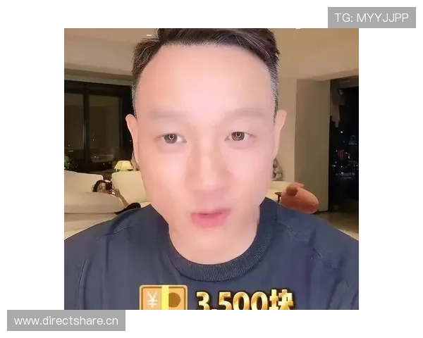 假如把杨威当成明星来追，大家会被他训练日常还是那张信用卡账单吓到